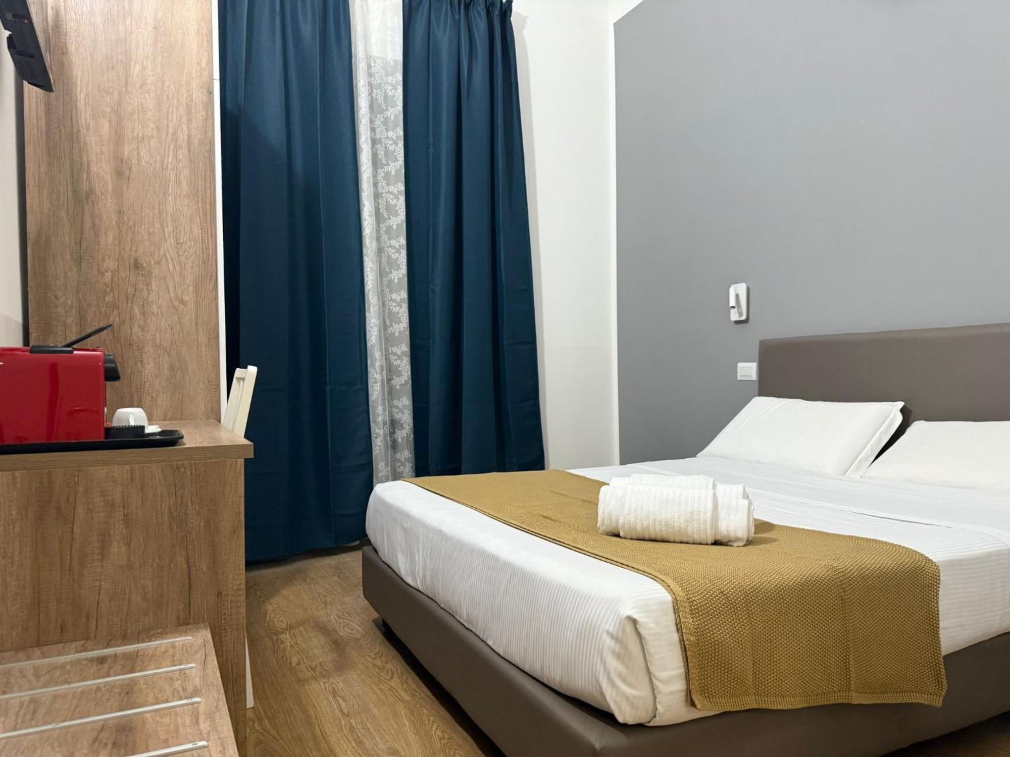 Conte Guesthouse Rome Bagian luar foto