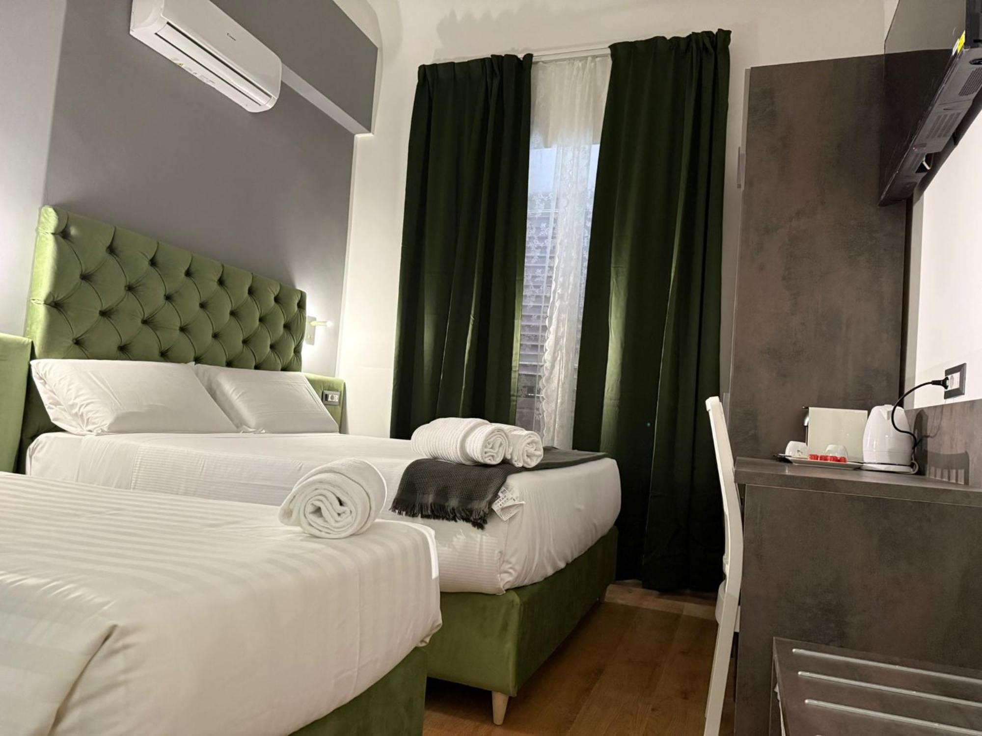Conte Guesthouse Rome Bagian luar foto