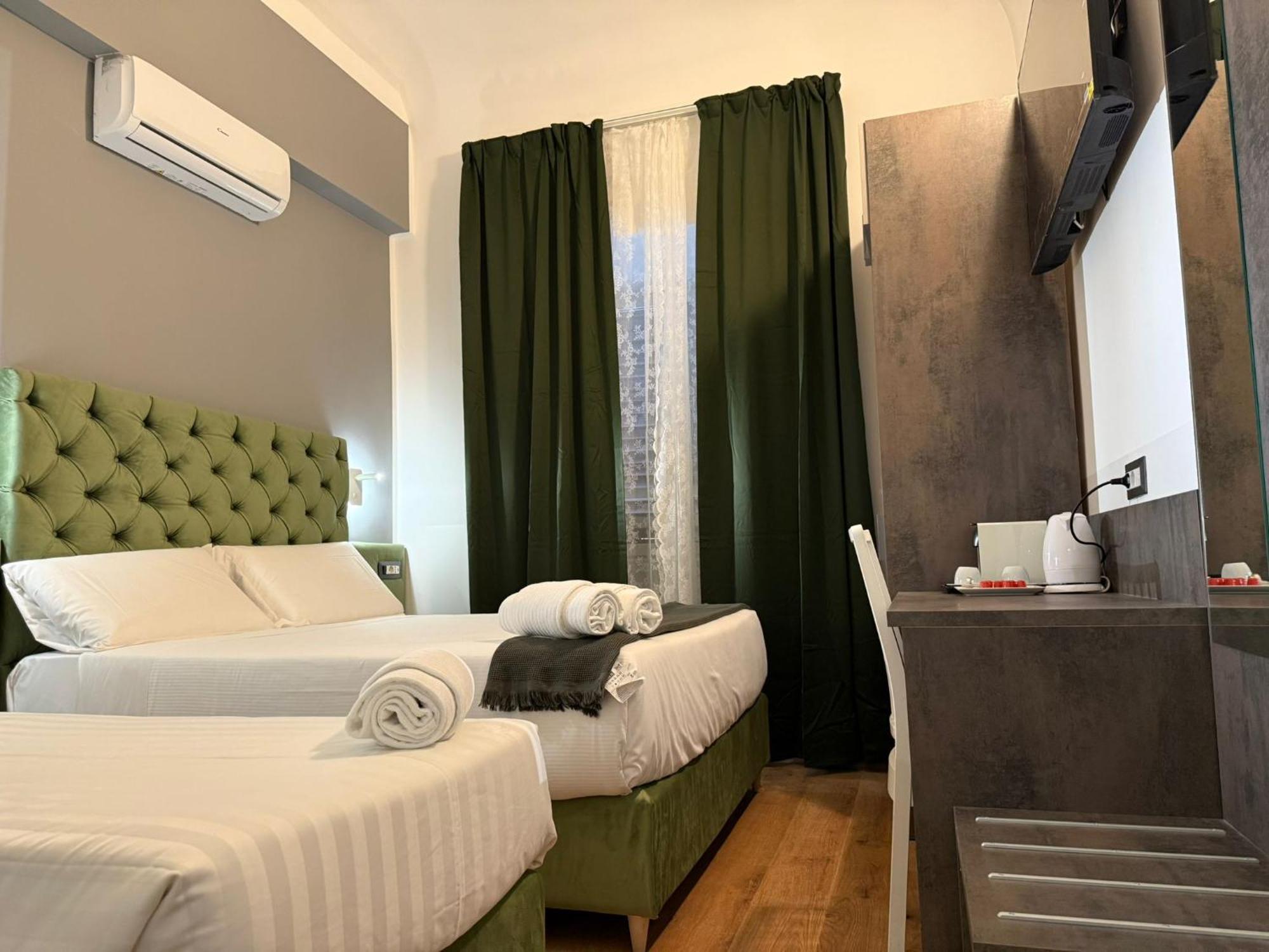 Conte Guesthouse Rome Bagian luar foto