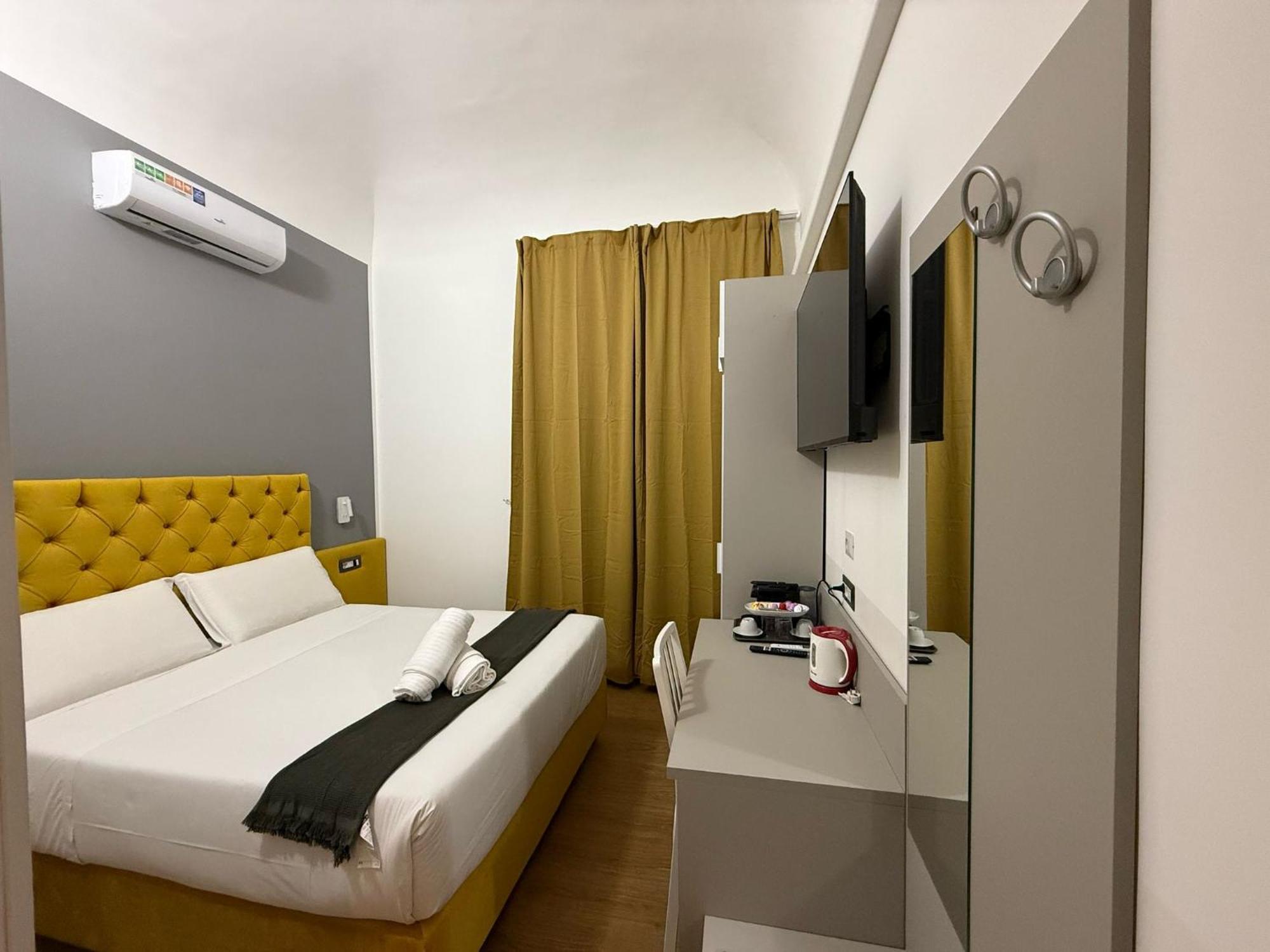 Conte Guesthouse Rome Bagian luar foto