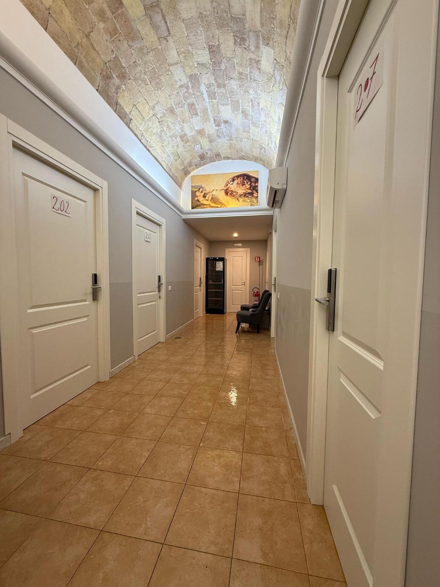 Conte Guesthouse Rome Bagian luar foto