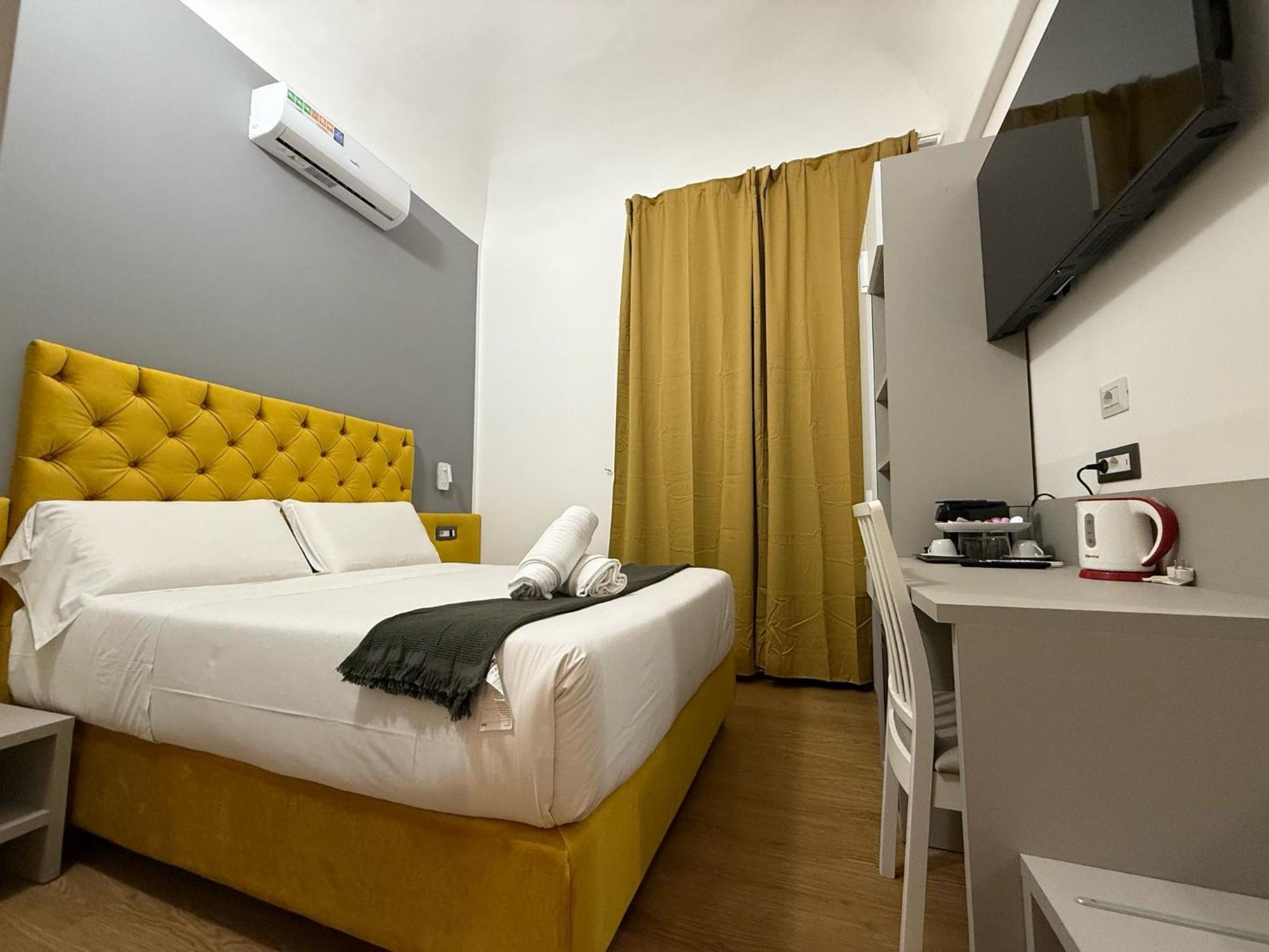 Conte Guesthouse Rome Bagian luar foto